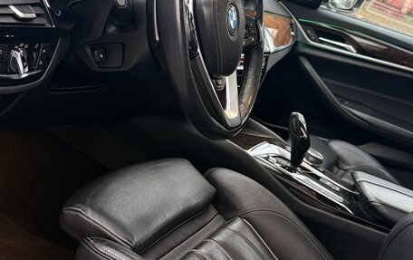 BMW 5 серия, 2017 год, 2 700 000 рублей, 7 фотография