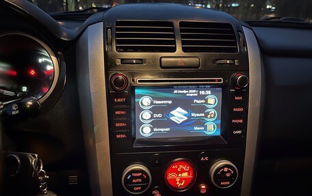 Suzuki Grand Vitara, 2011 год, 870 000 рублей, 16 фотография