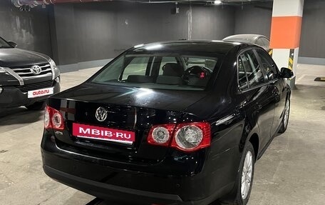 Volkswagen Jetta VI, 2009 год, 970 000 рублей, 12 фотография