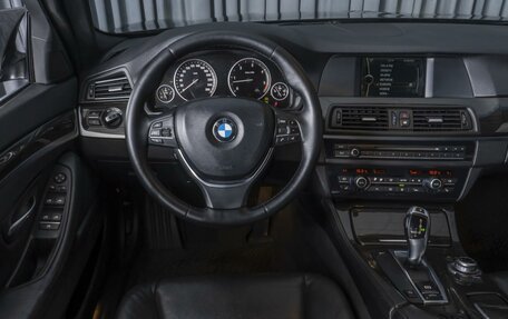 BMW 5 серия, 2010 год, 1 799 000 рублей, 13 фотография