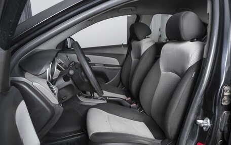 Chevrolet Cruze II, 2011 год, 794 000 рублей, 10 фотография