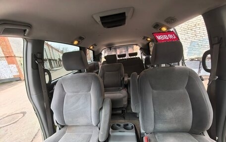 Toyota Sienna II рестайлинг, 2005 год, 1 100 000 рублей, 11 фотография