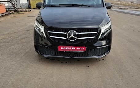 Mercedes-Benz Vito, 2020 год, 6 300 000 рублей, 3 фотография