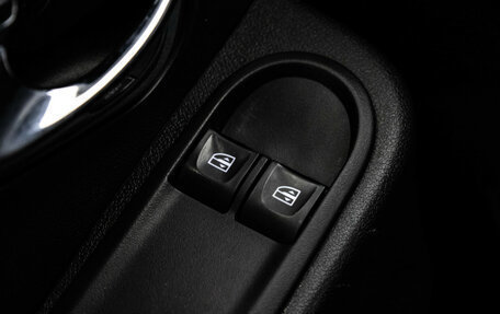 Nissan Terrano III, 2018 год, 1 099 000 рублей, 14 фотография