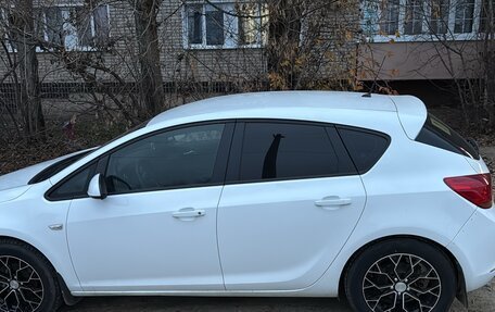 Opel Astra J, 2011 год, 750 000 рублей, 5 фотография
