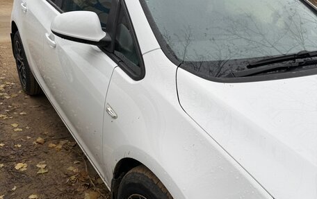 Opel Astra J, 2011 год, 750 000 рублей, 10 фотография