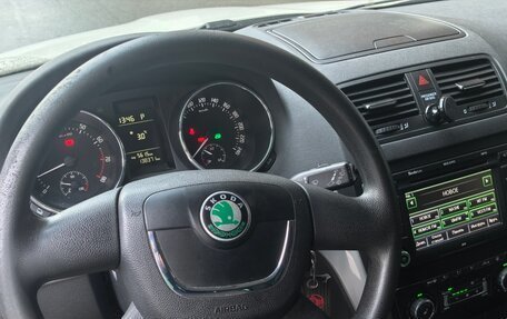 Skoda Yeti I рестайлинг, 2012 год, 884 200 рублей, 5 фотография