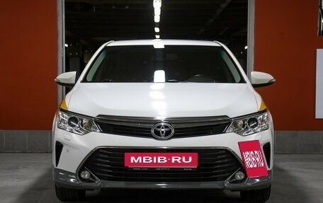 Toyota Camry, 2018 год, 1 598 000 рублей, 2 фотография