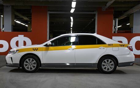 Toyota Camry, 2018 год, 1 598 000 рублей, 8 фотография