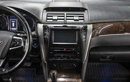 Toyota Camry, 2018 год, 1 598 000 рублей, 15 фотография