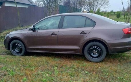 Volkswagen Jetta VI, 2015 год, 950 000 рублей, 5 фотография