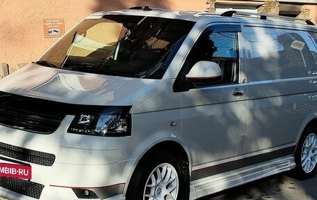 Volkswagen Transporter T5 рестайлинг, 2005 год, 2 250 000 рублей, 8 фотография