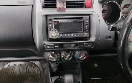 Honda Fit III, 2003 год, 350 000 рублей, 9 фотография