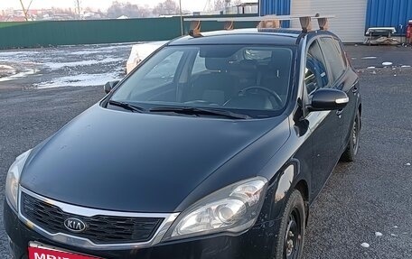 KIA cee'd I рестайлинг, 2010 год, 750 000 рублей, 3 фотография