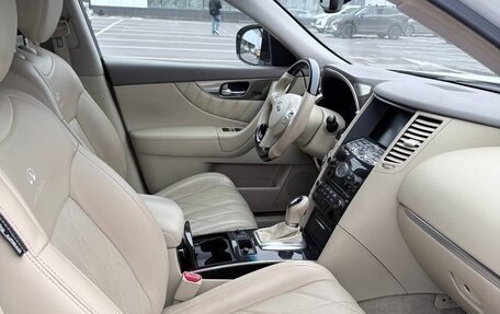 Infiniti FX II, 2009 год, 1 250 000 рублей, 18 фотография