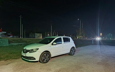 Renault Sandero II рестайлинг, 2014 год, 680 000 рублей, 4 фотография