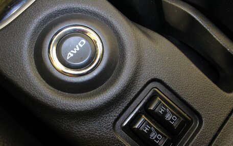 Mitsubishi Outlander III рестайлинг 3, 2016 год, 1 600 000 рублей, 14 фотография