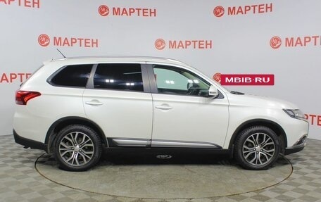 Mitsubishi Outlander III рестайлинг 3, 2016 год, 1 600 000 рублей, 4 фотография