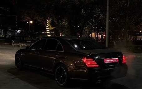 Mercedes-Benz S-Класс, 2012 год, 1 600 000 рублей, 1 фотография