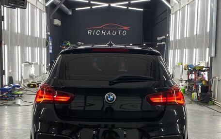 BMW 1 серия, 2018 год, 1 950 000 рублей, 6 фотография