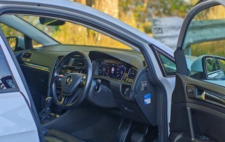 Volkswagen Golf VII, 2018 год, 1 900 000 рублей, 13 фотография