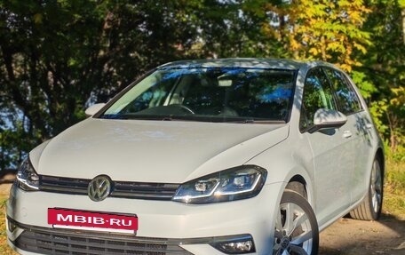Volkswagen Golf VII, 2018 год, 1 900 000 рублей, 3 фотография