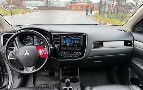 Mitsubishi Outlander III рестайлинг 3, 2013 год, 1 090 000 рублей, 9 фотография