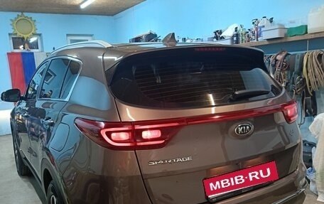 KIA Sportage IV рестайлинг, 2018 год, 1 999 000 рублей, 9 фотография