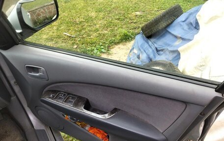 Mitsubishi Airtrek, 2002 год, 277 777 рублей, 17 фотография