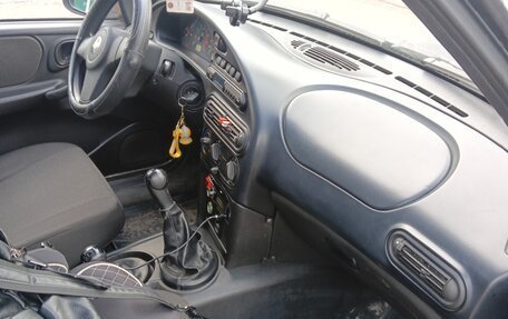 Chevrolet Niva I рестайлинг, 2011 год, 550 000 рублей, 11 фотография