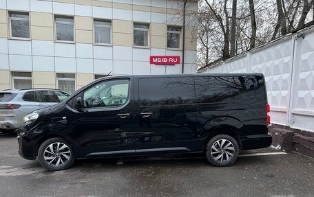 Peugeot Traveller I, 2020 год, 3 490 000 рублей, 4 фотография