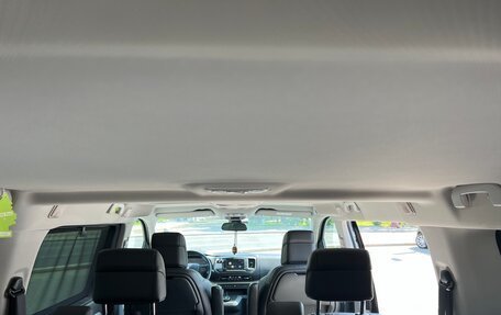 Peugeot Traveller I, 2020 год, 3 490 000 рублей, 24 фотография