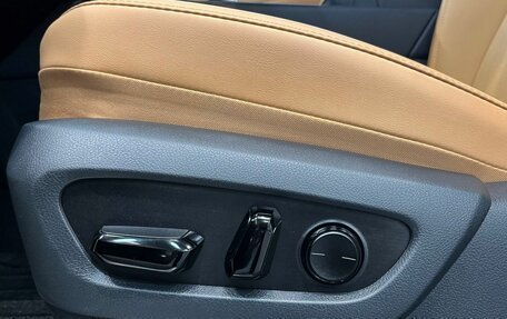 Lexus RX IV рестайлинг, 2025 год, 7 799 000 рублей, 26 фотография