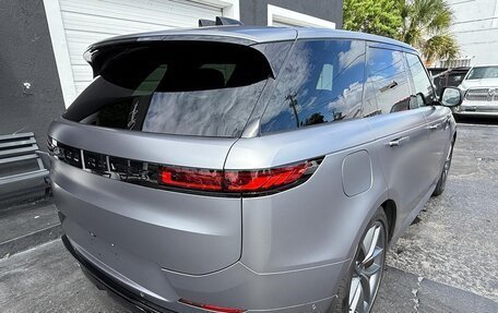 Land Rover Range Rover Sport, 2024 год, 17 900 000 рублей, 10 фотография