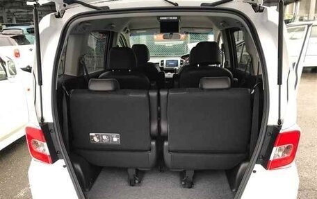 Honda Freed I, 2014 год, 935 000 рублей, 3 фотография