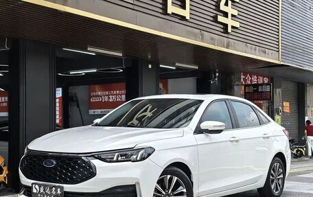 Ford Escort, 2021 год, 1 320 007 рублей, 1 фотография