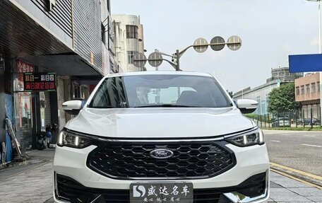 Ford Escort, 2021 год, 1 320 007 рублей, 2 фотография