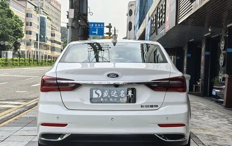 Ford Escort, 2021 год, 1 320 007 рублей, 6 фотография