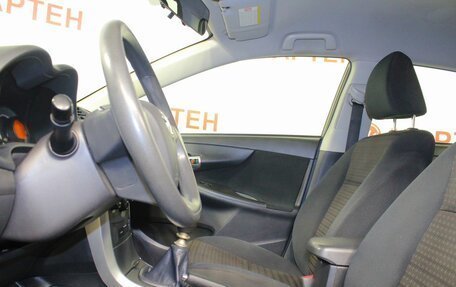 Toyota Corolla, 2012 год, 949 000 рублей, 9 фотография