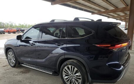 Toyota Highlander, 2025 год, 5 600 000 рублей, 3 фотография