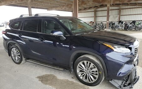 Toyota Highlander, 2025 год, 5 600 000 рублей, 2 фотография