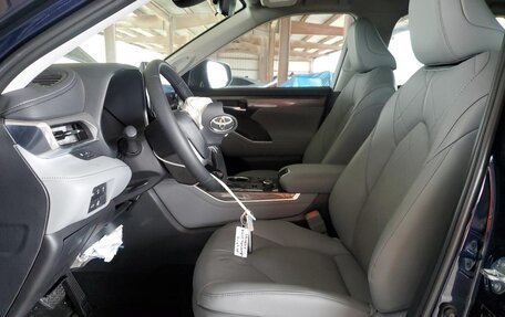 Toyota Highlander, 2025 год, 5 600 000 рублей, 7 фотография