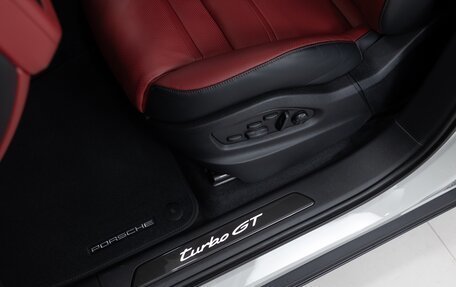 Porsche Cayenne III, 2025 год, 32 990 000 рублей, 12 фотография