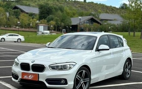 BMW 1 серия, 2019 год, 1 690 007 рублей, 2 фотография