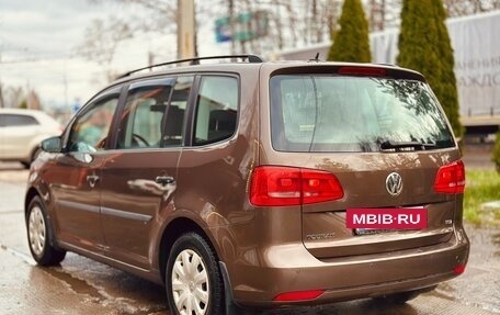 Volkswagen Touran III, 2012 год, 880 000 рублей, 3 фотография