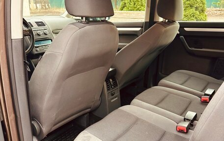 Volkswagen Touran III, 2012 год, 880 000 рублей, 8 фотография