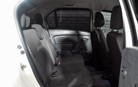 Renault Logan II, 2019 год, 840 000 рублей, 16 фотография