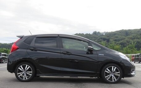 Honda Fit III, 2020 год, 850 001 рублей, 6 фотография