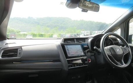 Honda Fit III, 2020 год, 850 001 рублей, 10 фотография