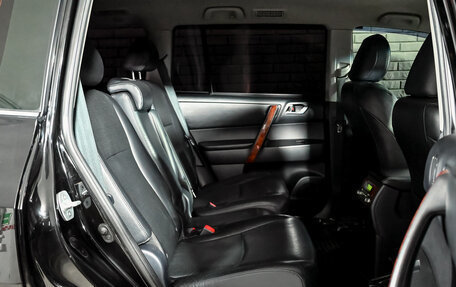 Toyota Highlander III, 2012 год, 2 150 000 рублей, 18 фотография